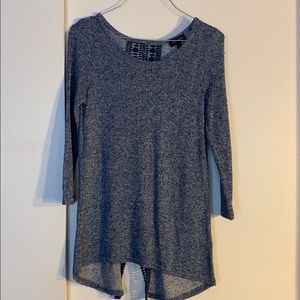 The Limited 3/4 sleeve sweater